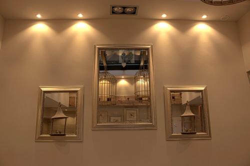 Hotel The Bird - Location and Accessibility