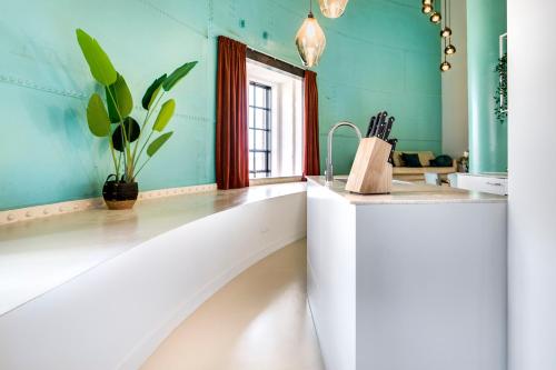 Hotel Water Tower West - Accommodation Types and Features