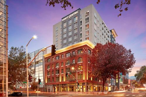 Hyatt Centric Sacramento Downtown - Rooms and Accommodations