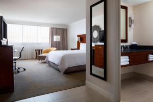 Los Angeles Marriott Burbank Airport - Guest Experience