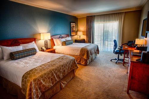 Lucky 7 Casino & Hotel (Howonquet Lodge) - Location and Accessibility
