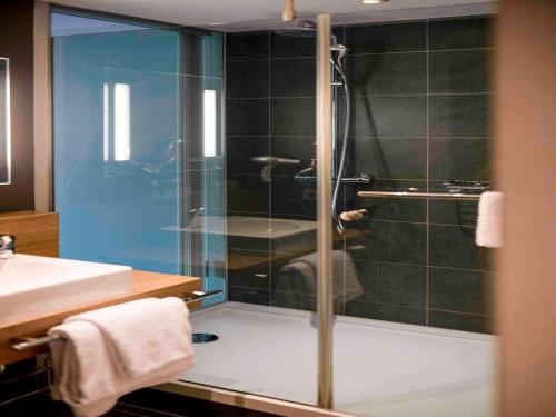 Mercure Hotel Den Haag Central - Location and Accessibility
