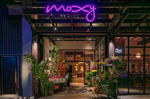 Moxy NYC Chelsea - Facilities and Amenities