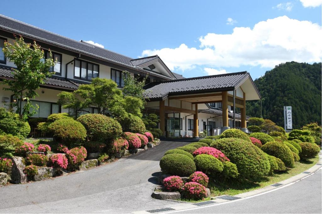 Nezame Hotel - Dining Options