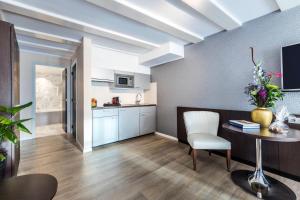 NH Collection Barbizon Palace Apartments - Onsite Amenities and Services