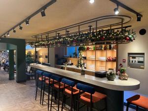 Nicolaas Witsen Hotel - Location and Accessibility