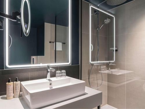 Novotel Rotterdam Brainpark - Location and Accessibility