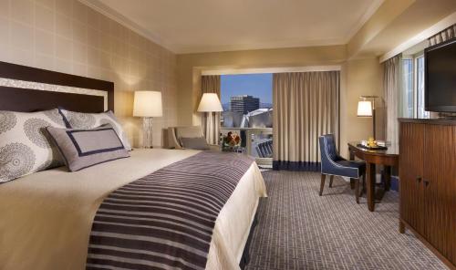 Omni Los Angeles Hotel - Room Types and Amenities