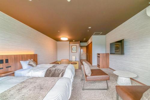 Ooedo Onsen Monogatari Premium Gero Shinkan - Amenities and Services
