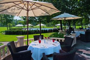 Parkhotel De Wiemsel - Location and Accessibility