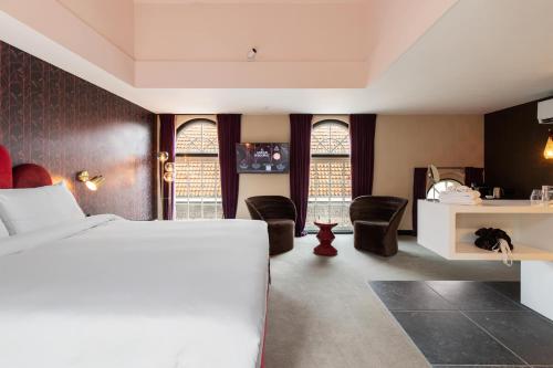 Relais & Châteaux Weeshuis Gouda - Location and Proximity