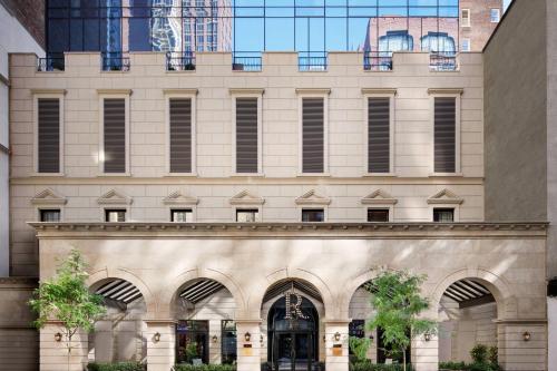 Renaissance New York Chelsea Hotel - Location and Accessibility