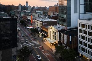 Renaissance New York Harlem Hotel - Accommodations and Amenities
