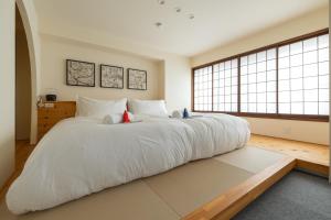 Residence Yasushi - Guest Experience and Amenities