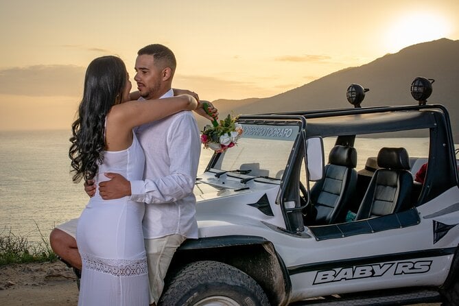 Romantic Photo Shoot in Arraial Do Cabo Pontal Do Atalaia - Mirante Do Pontal Do Atalaia