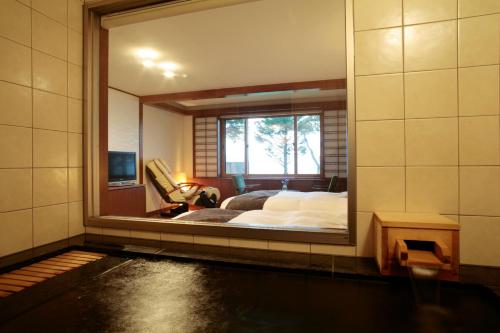 Shikotsuko Onsen Lake Side Villa SUIMEIKAKU-Adult Only - Guest Reviews and Ratings