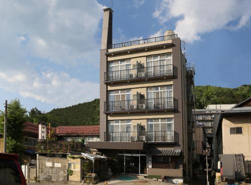 Shimaya - Accommodation and Facilities