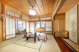 Shimobe Hotel - Accommodations