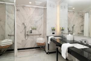 Staypineapple, An Elegant Hotel, Union Square - Guest Experiences