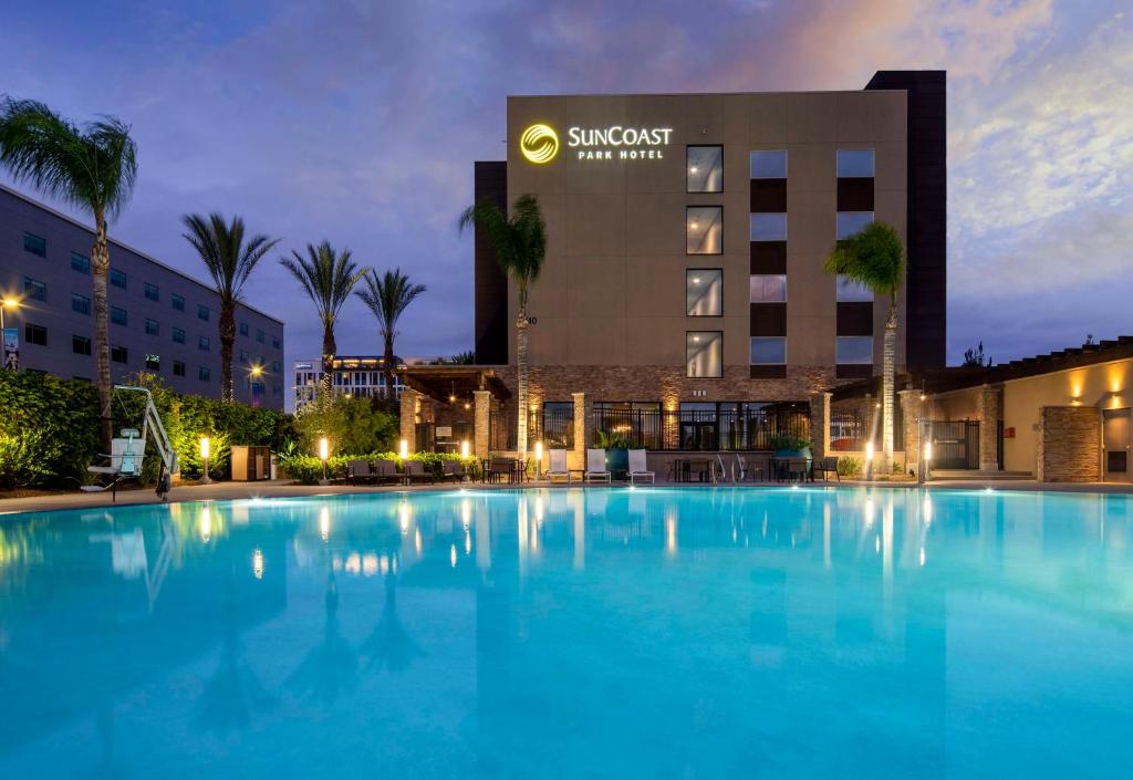 SunCoast Hotel Anaheim, Tapestry Collection by Hilton Review