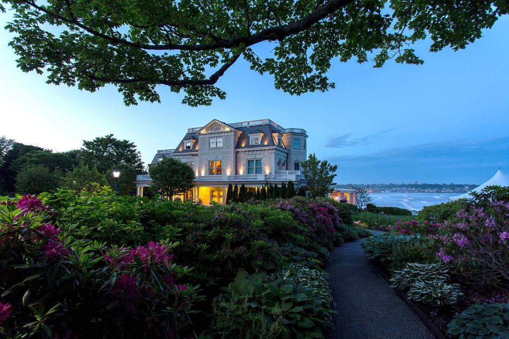 The Chanler at Cliff Walk - Unique Accommodations With Period-Themed Decor