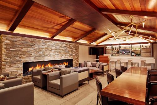 The Nest Hotel Palo Alto - In-Room Amenities and Features