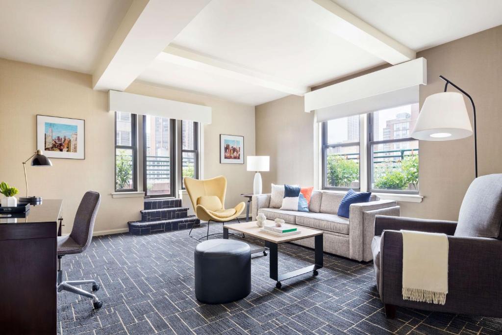 The Shelburne Sonesta New York Review