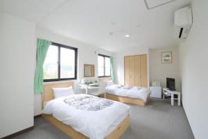 Toya-onsen Hotel Hanabi - Room Types and Amenities
