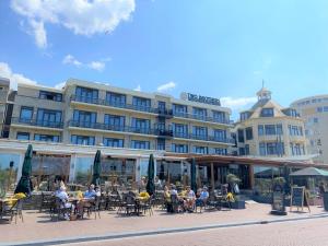 Two Brothers Noordwijk Beach - Accommodation Options