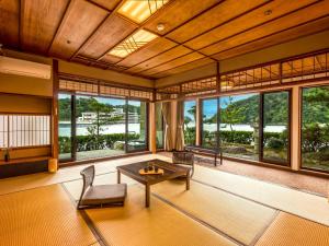 Yukai Resort Premium Koshinoyu - Room Types and Accommodations