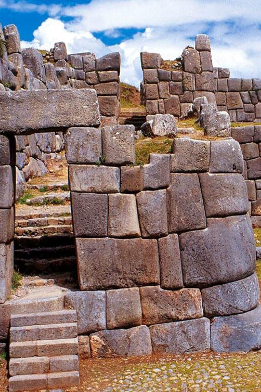 Amazing Cusco: City Tour & Machupicchu + Hotel 2☆☆ - Included in Day 1