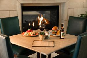 Ayres Hotel & Spa Mission Viejo - Lake Forest - Guest Feedback