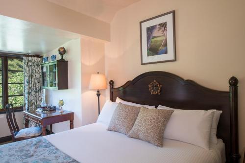 Benbow Historic Inn - Dining Experiences