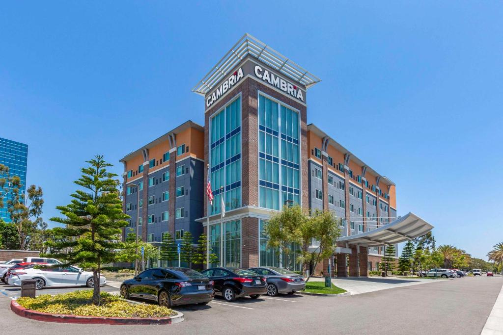 Cambria Hotel LAX Review