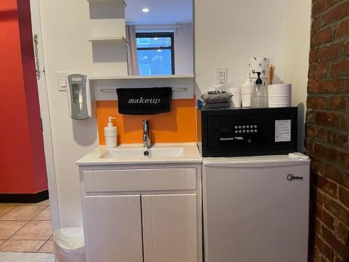 Chelsea Rooms NYC - Shared Facilities and Amenities