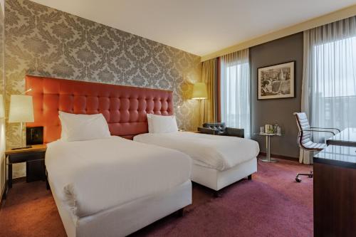 Crowne Plaza Amsterdam - South, an IHG Hotel - Dining Options