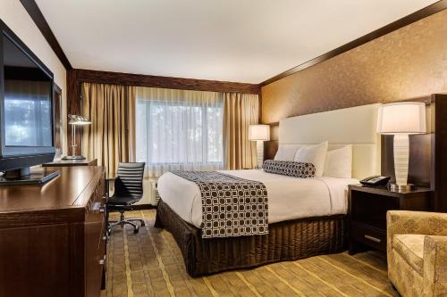 Crowne Plaza Hotel Foster City-San Mateo, an IHG Hotel - Dining Options
