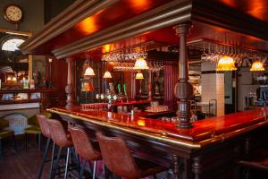 De Zon Hotel & Restaurant by Flow - Dining Options