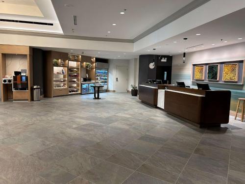 DoubleTree by Hilton Modesto - Amenities and Facilities