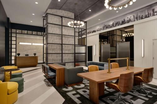 DoubleTree by Hilton New York Downtown - Room Types and Features