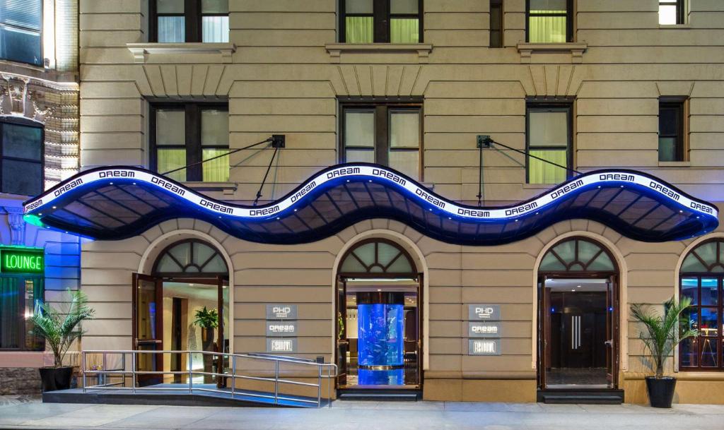 Dream Midtown, by Hyatt Review