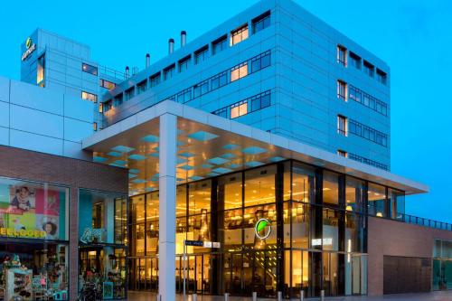 Element Amsterdam - Dining and Breakfast Options