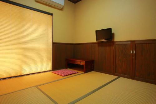 Family Ryokan Kawakyu With Showa Retro, Private Hot Spring - Onsen Hot Spring Baths