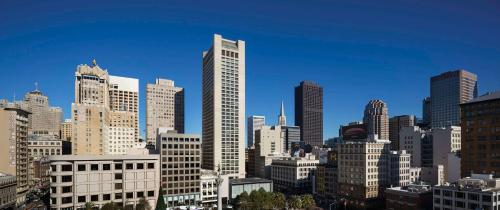 Grand Hyatt San Francisco Union Square - Dining at OneUP Restaurant and Lounge