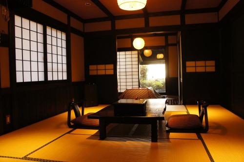 Hidaji (Adult Only) - Dining and Cuisine