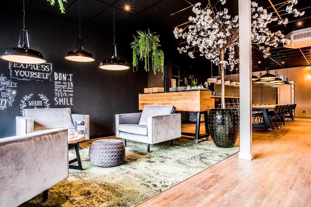 Hoogeveen Hotel Review