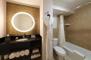 Hotel Angeleno - Dining and Cuisine