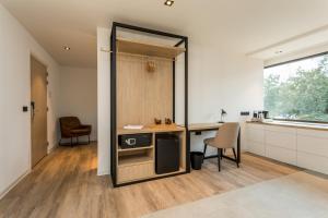 Hotel De Rousch - 4 Stars Superior - Room Types and Pricing