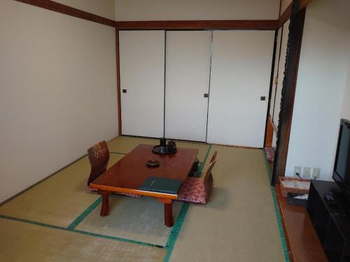 Hotel Izumi - Dining and Meal Options