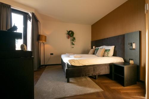Hotel Lowietje Lisse - Keukenhof - Amenities and Facilities